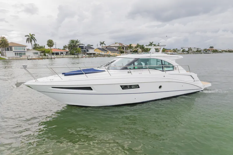 Slide: The Image of Cruisers 41 CANTIUS 2016 - 4