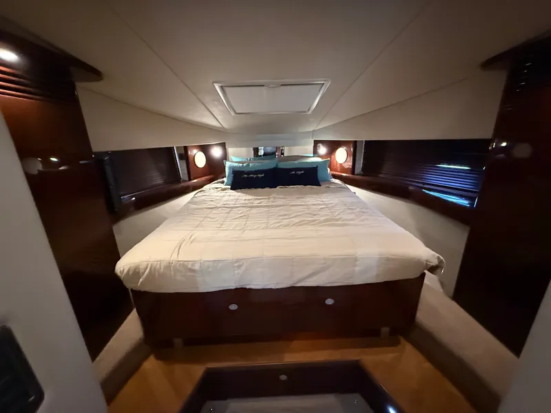 Slide: The Image of Sea Ray 48 Sundancer 2008 - 17