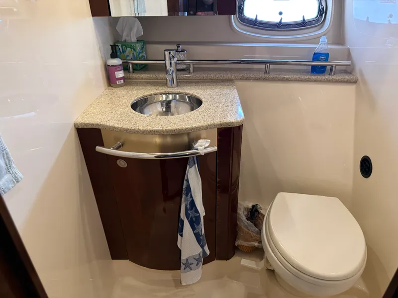 Slide: The Image of Sea Ray 48 Sundancer 2008 - 16