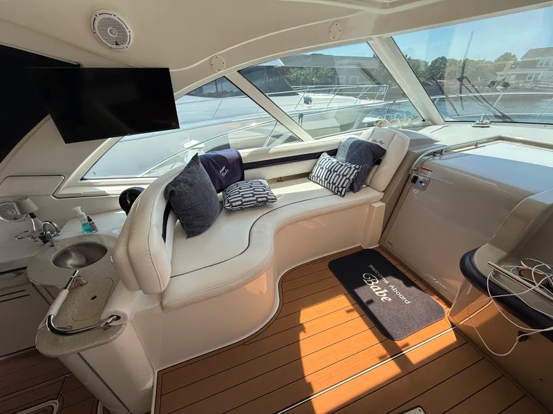 Slide: The Image of Sea Ray 48 Sundancer 2008 - 11