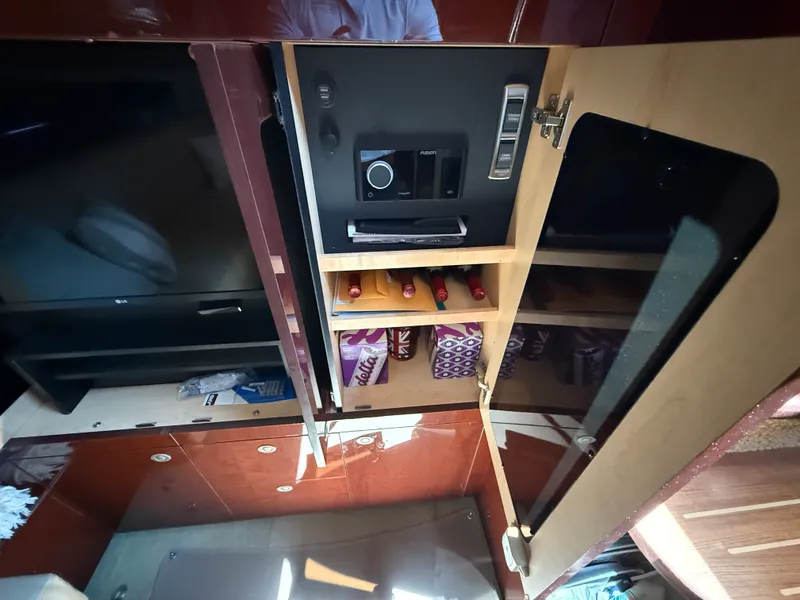 Slide: The Image of Sea Ray 48 Sundancer 2008 - 26