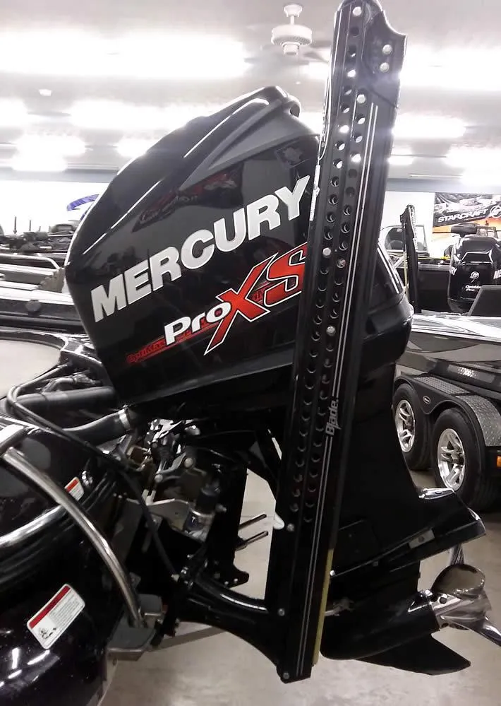 Slide: The Image of Mercury Pro XS outboard motor on Nitro Z-8 DC boat, year 2015. - 4