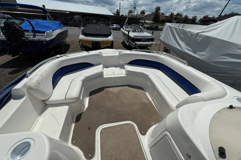 Slide: The Image of Hurricane SUN DECK SPORT 201 2011 - 10