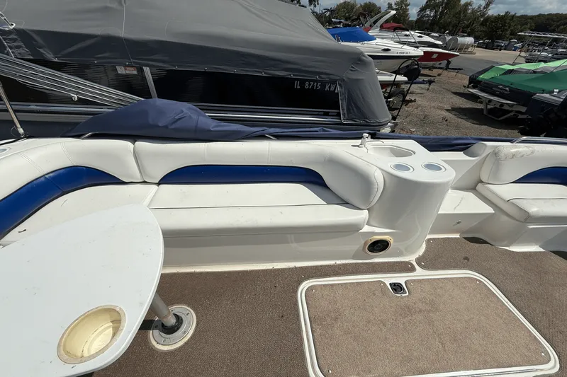 Slide: The Image of Hurricane SUN DECK SPORT 201 2011 - 8