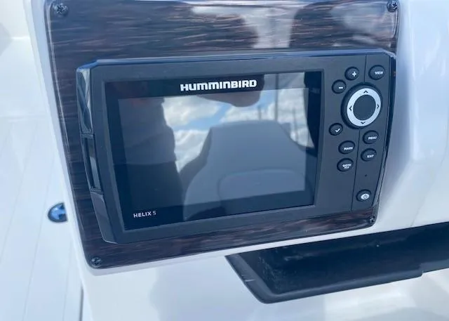 Slide: The Image of 2022 Starcraft SVX 191 OB boat with Humminbird Helix 5 fishfinder. - 20