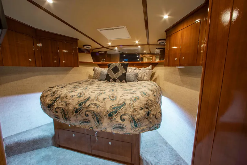 Slide: The Image of VIP Stateroom - 23