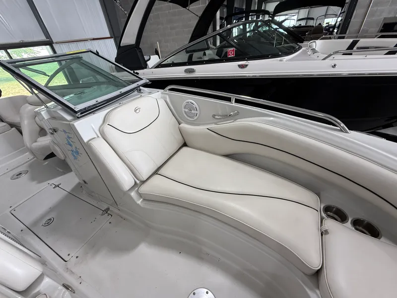 Slide: The Image of Crownline Boats 220 EX 2007 - 9
