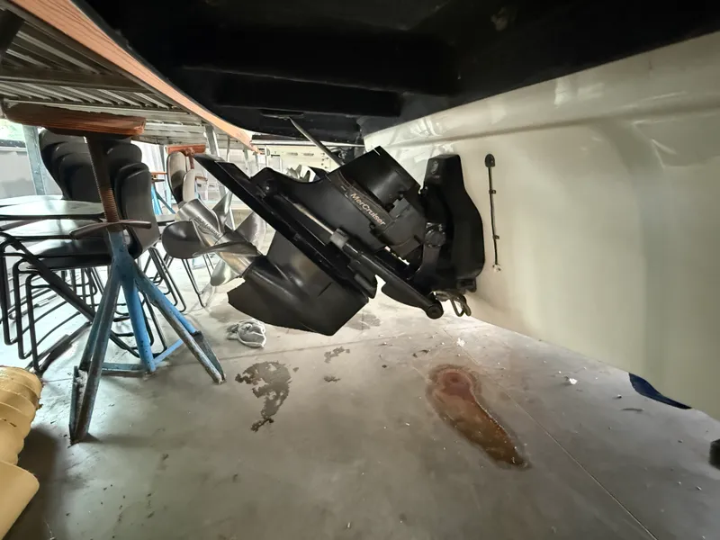 Slide: The Image of Crownline Boats 220 EX 2007 - 21