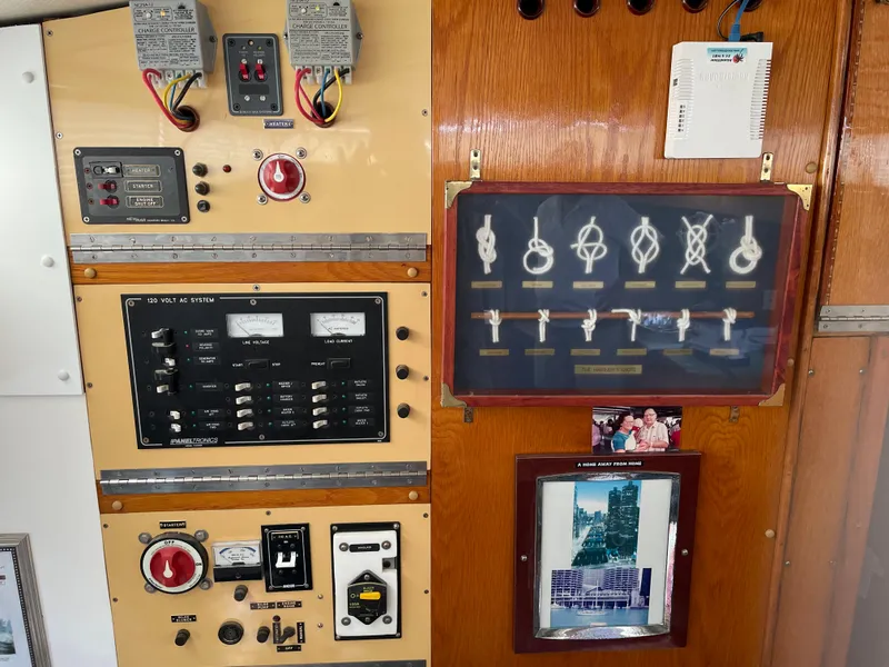 Slide: The Image of Control panel of a 1974 Custom Center Cockpit with nautical knot display. - 16