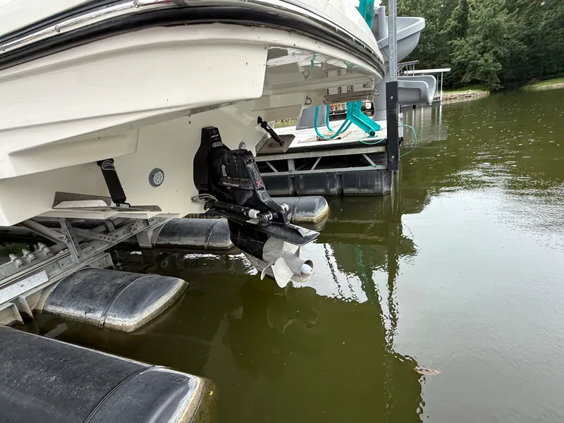 Slide: The Image of Sea Ray 280 SLX 2017 - 54