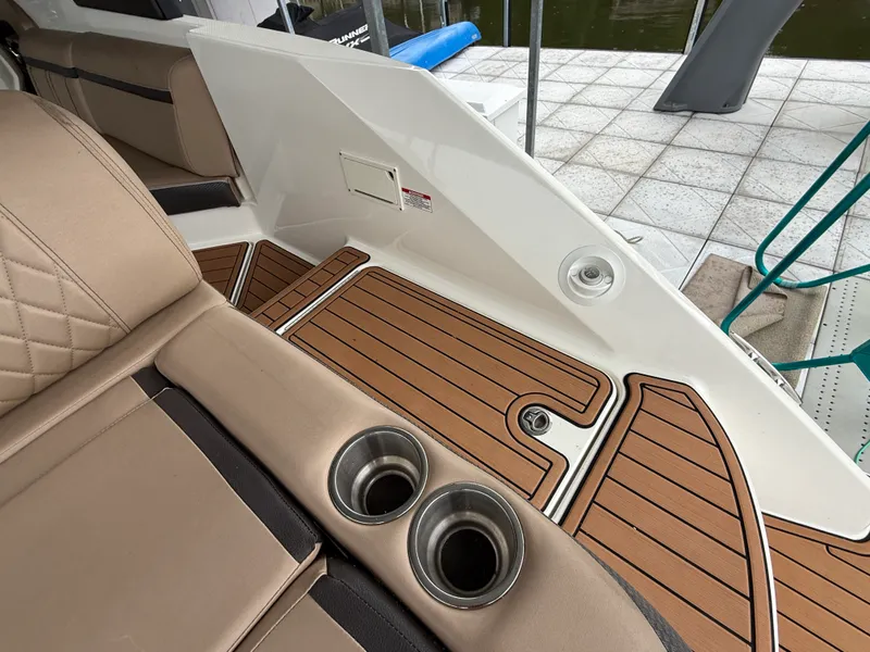 Slide: The Image of Sea Ray 280 SLX 2017 - 23