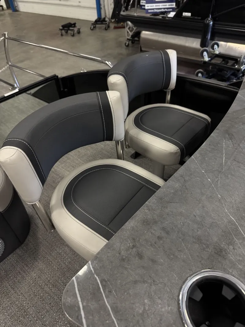 Slide: The Image of Barletta Cabrio 24 UE 2026 - 9