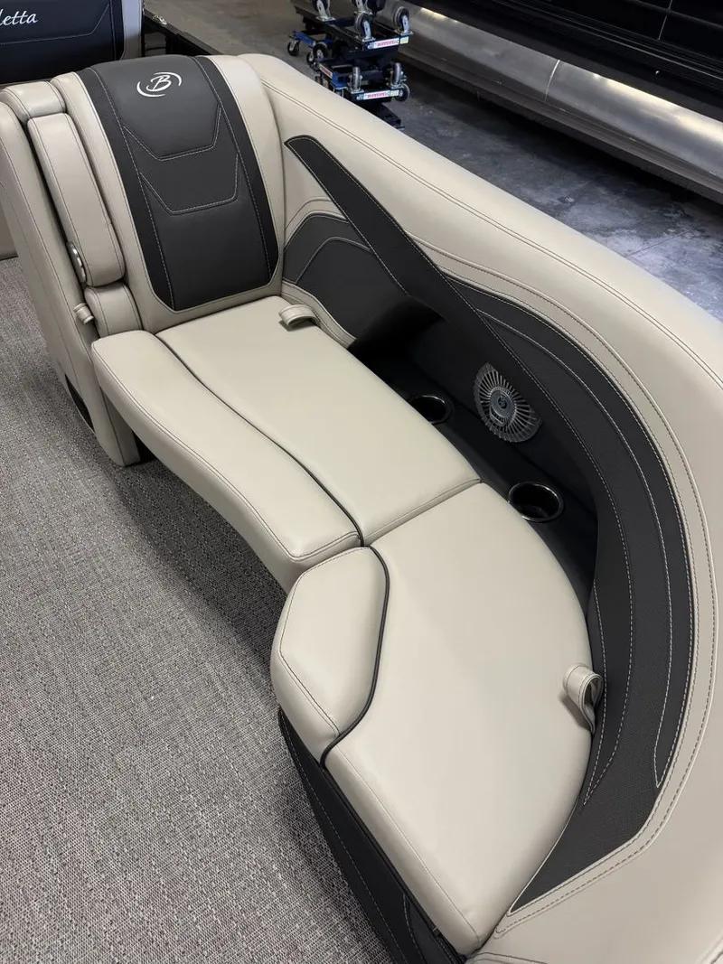Slide: The Image of Barletta Cabrio 24 UE 2026 - 26