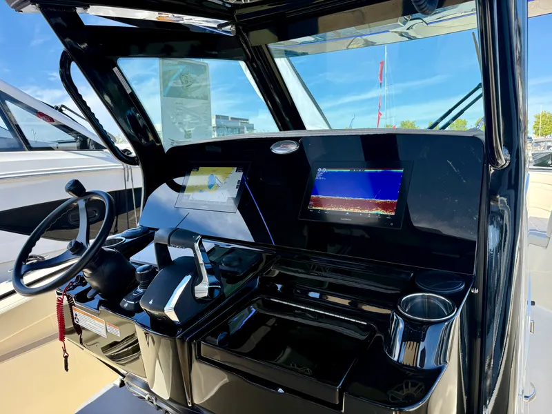Slide: The Image of Scout 330 LXF 2027 - 9