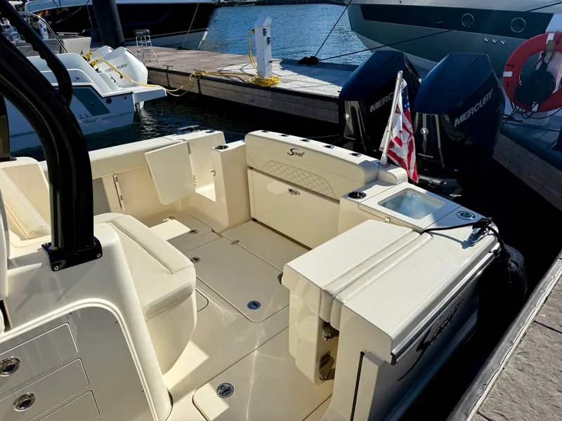 Slide: The Image of Scout 330 LXF 2027 - 6