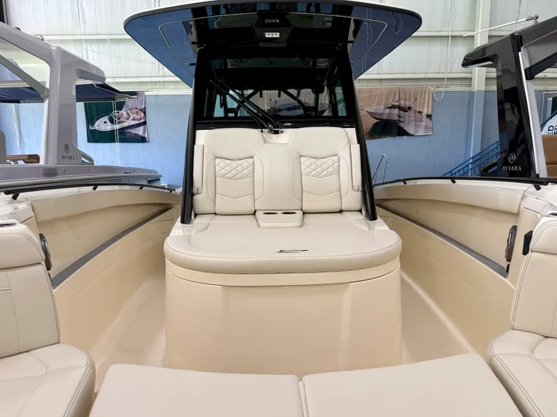 Slide: The Image of Scout 330 LXF 2027 - 11