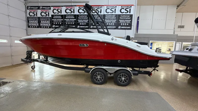 The Image of Sea Ray SPX 210 2026 - 0
