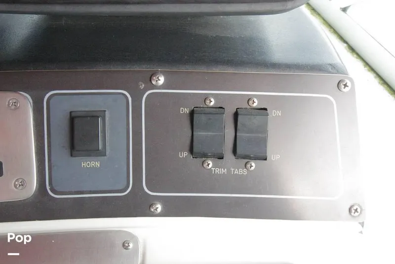 Slide: The Image of 1988 Wellcraft Portofino 4300 for sale in Aurora, IN - 34