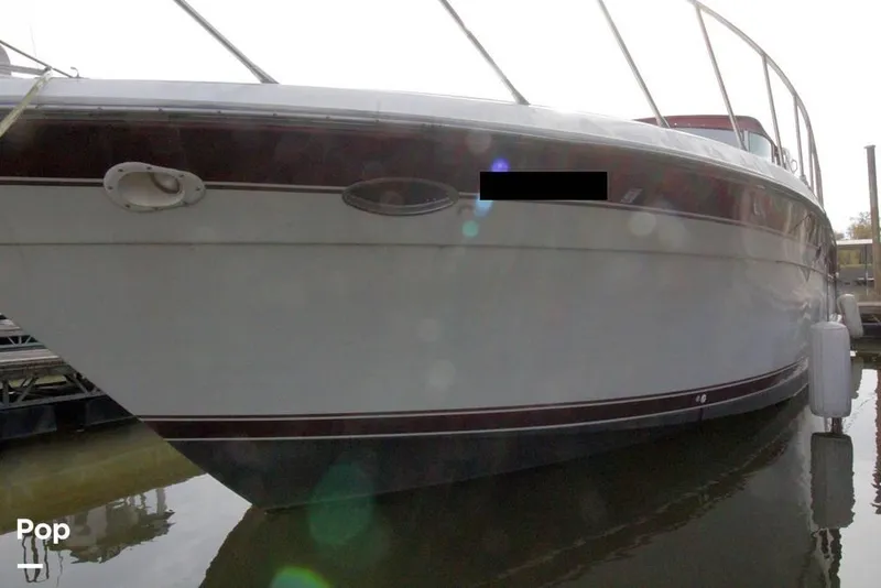 Slide: The Image of 1988 Wellcraft Portofino 4300 for sale in Aurora, IN - 73