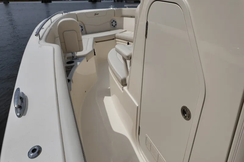 Slide: The Image of Scout 240 XSF 2026 - 21