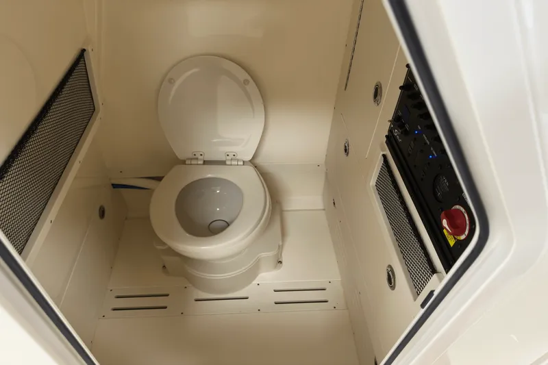 Slide: The Image of Scout 240 XSF 2026 - 45