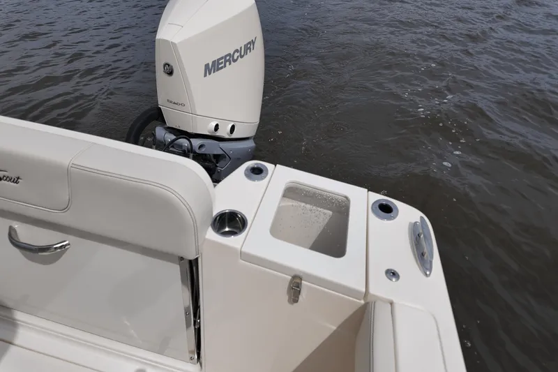 Slide: The Image of Scout 240 XSF 2026 - 5