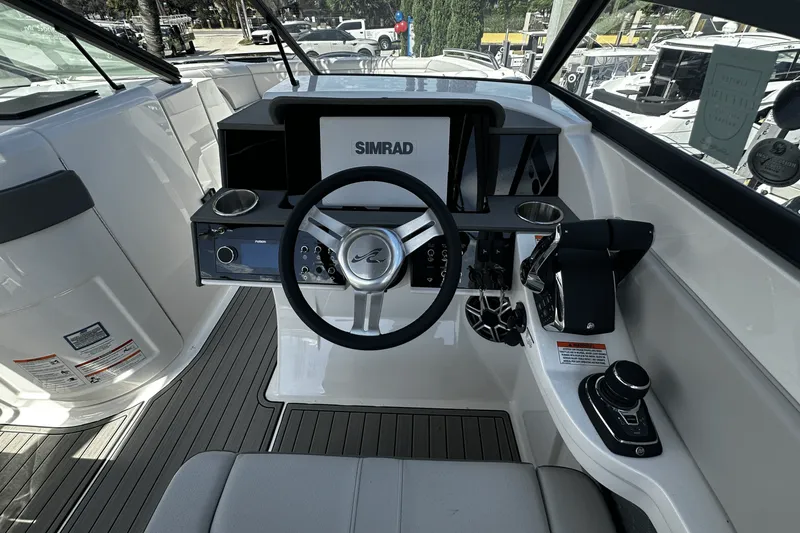 Slide: The Image of Sea Ray SDX 290 Outboard 2026 - 16