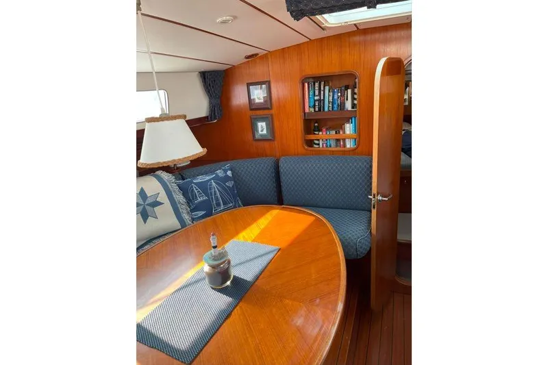 Slide: The Image of Beneteau Oceanis 44 CC 1995 - 15