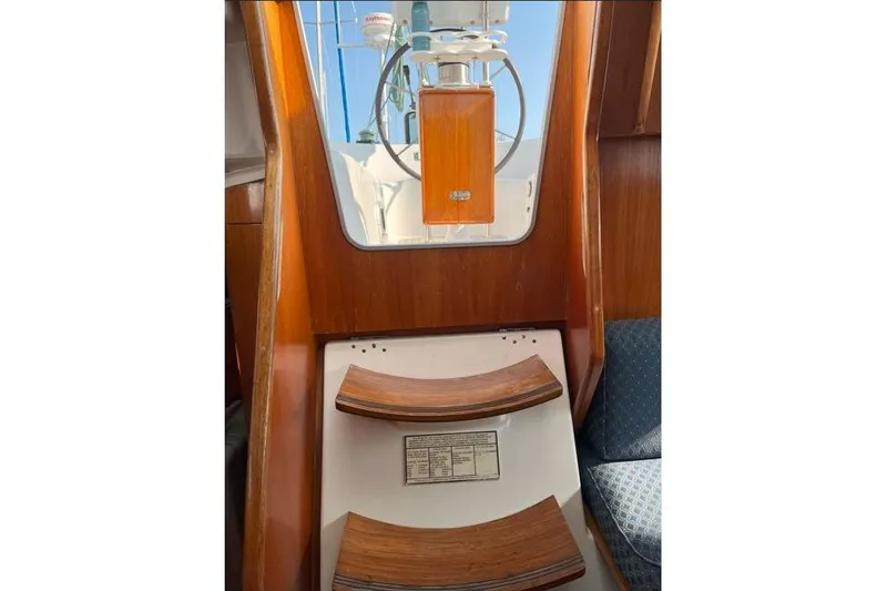 Slide: The Image of Beneteau Oceanis 44 CC 1995 - 17