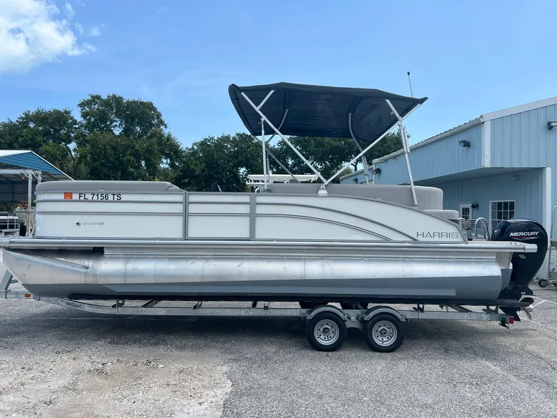 Slide: The Image of Harris 230 cruiser cw Harris 11 2024 - 7