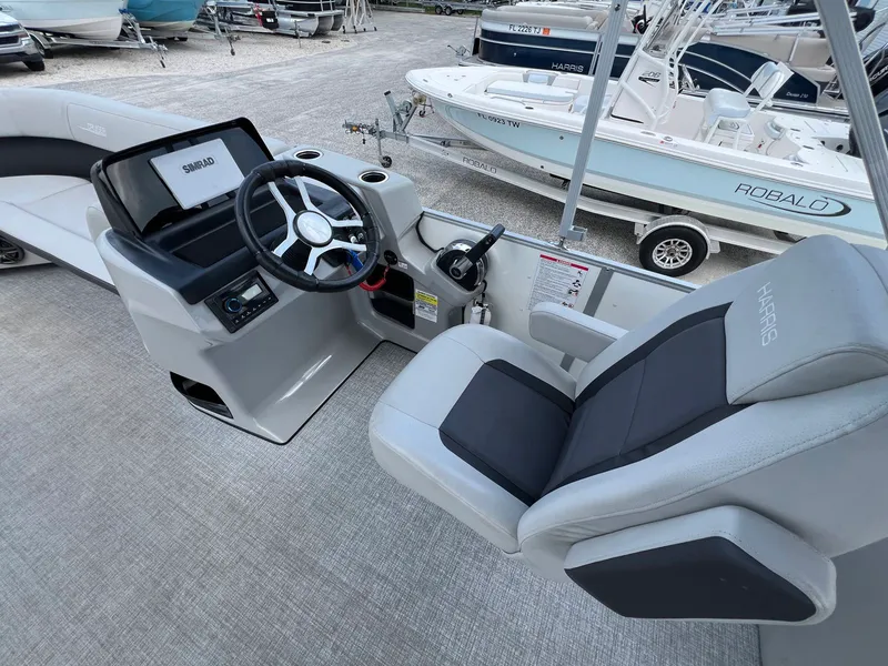 Slide: The Image of Harris 230 cruiser cw Harris 11 2024 - 10