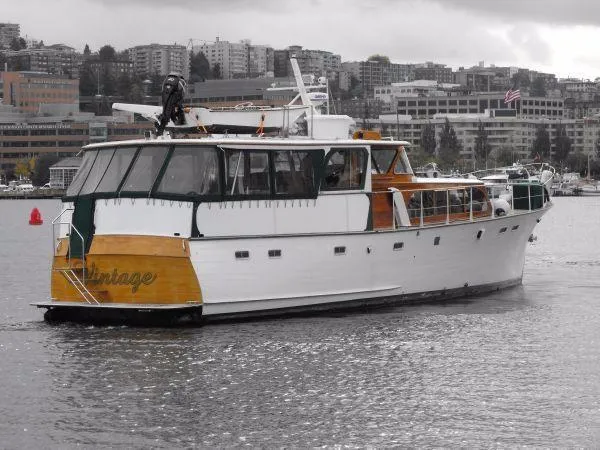 Slide: The Image of Broward Motoryacht 1960 - 10