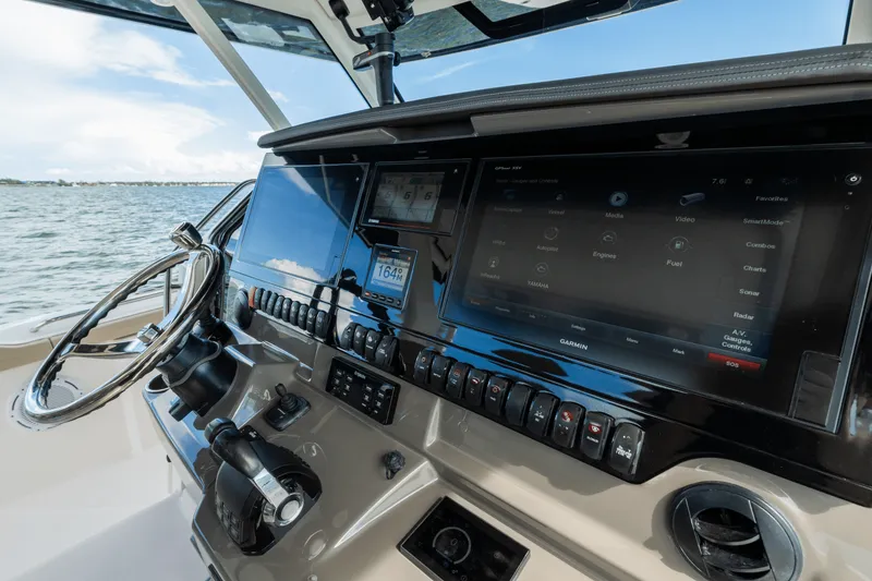 Slide: The Image of Pursuit 408 2019 - 23