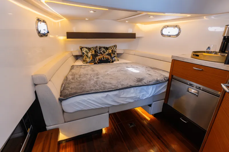 Slide: The Image of Pursuit 408 2019 - 28