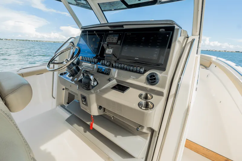 Slide: The Image of Pursuit 408 2019 - 9