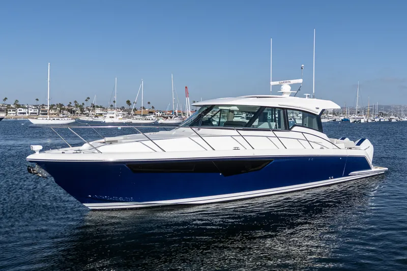 Slide: The Image of Tiara 43LE 2026 - 4