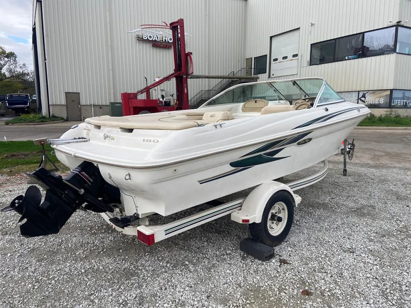 Slide: The Image of 2000 Sea Ray 180BR boat on trailer outside The Boat House Chicago. - 4