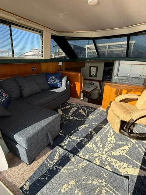 Slide: The Image of Silverton 37 Convertible 1994 - 10