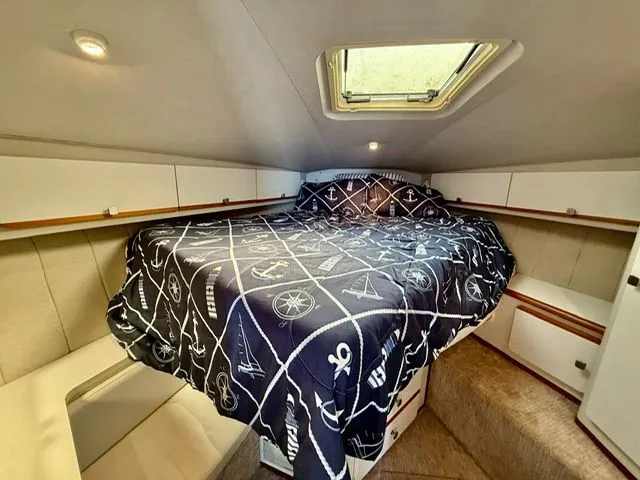 Slide: The Image of Silverton 37 Convertible 1994 - 15