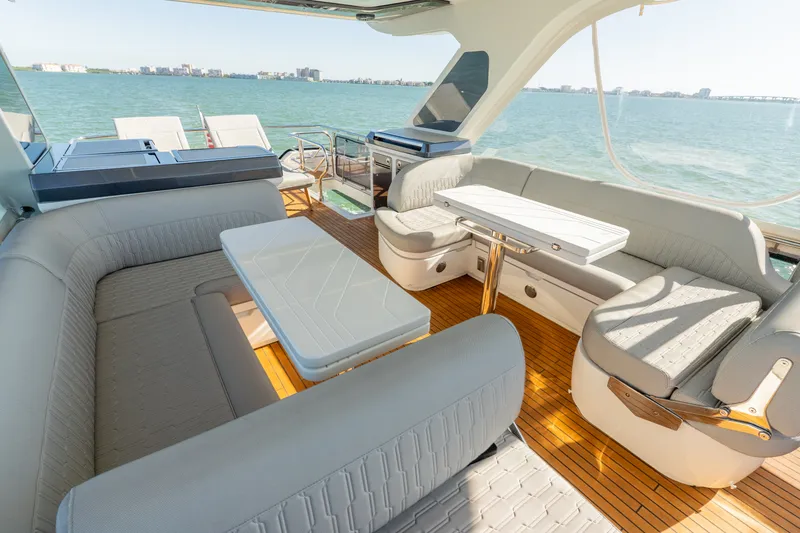 Slide: The Image of Galeon 560 FLY 2024 - 26