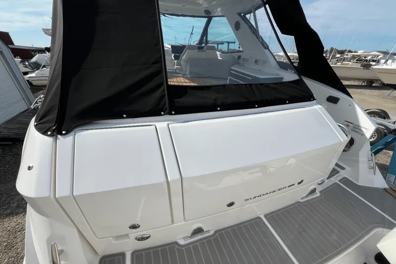 Slide: The Image of Sea Ray Sundancer 320 Outboard 2026 - 3