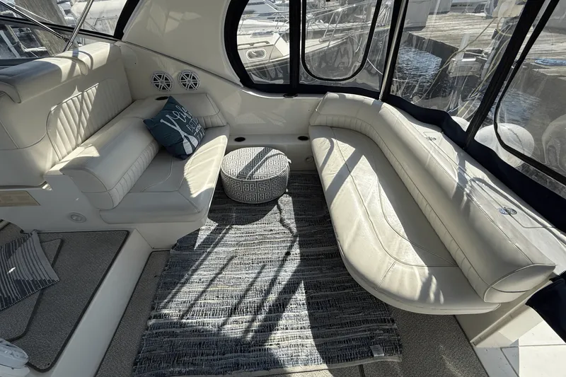 Slide: The Image of Cruisers Yachts 3375 ESPRIT 1999 - 8