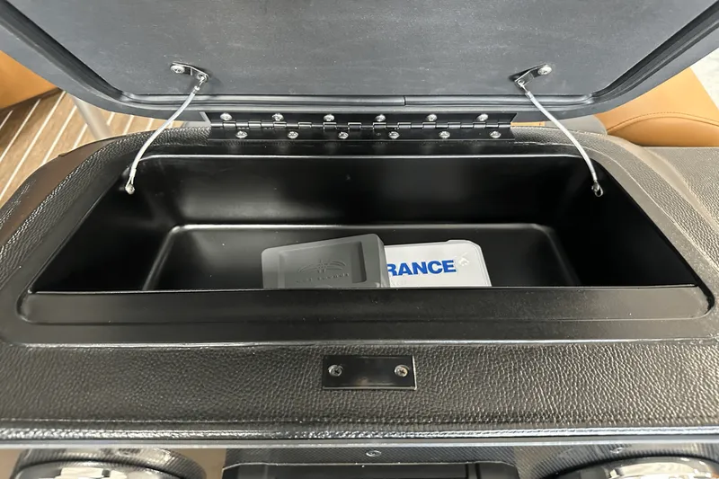 Slide: The Image of Premier 210SUNSATION 2026 - 38