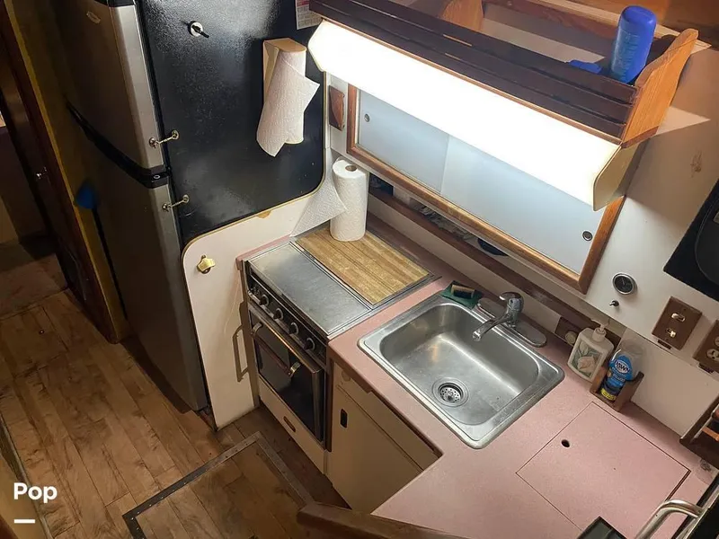 Slide: The Image of 1976 Bertram 42 for sale in Slidell, LA - 10