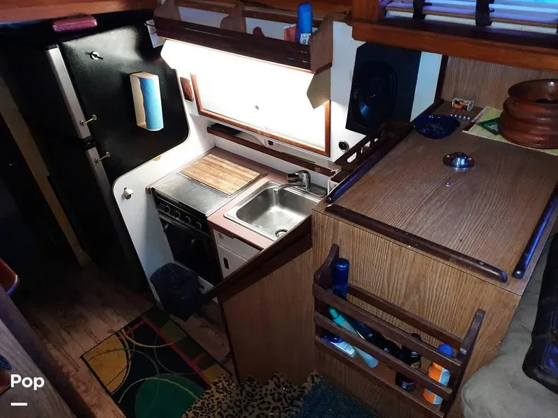 Slide: The Image of 1976 Bertram 42 for sale in Slidell, LA - 77