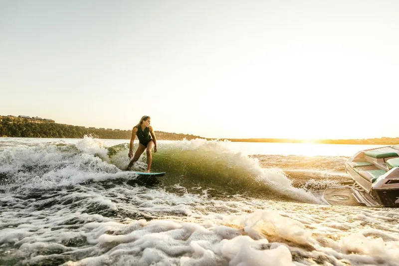 Slide: The Image of Tigé 24RZX 2023 - 50