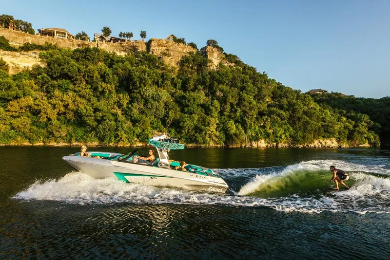 Slide: The Image of Tigé 24RZX 2023 - 62