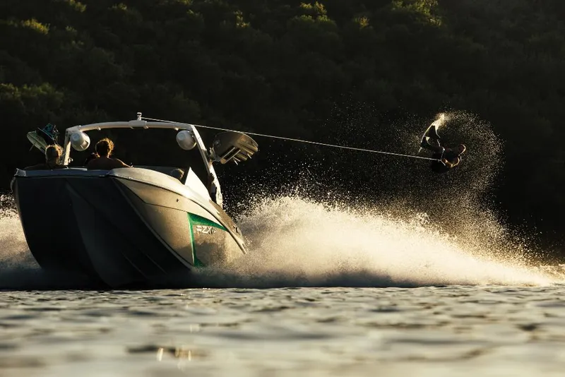 Slide: The Image of Tigé 24RZX 2023 - 63