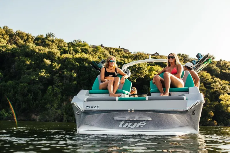 Slide: The Image of Tigé 24RZX 2023 - 70