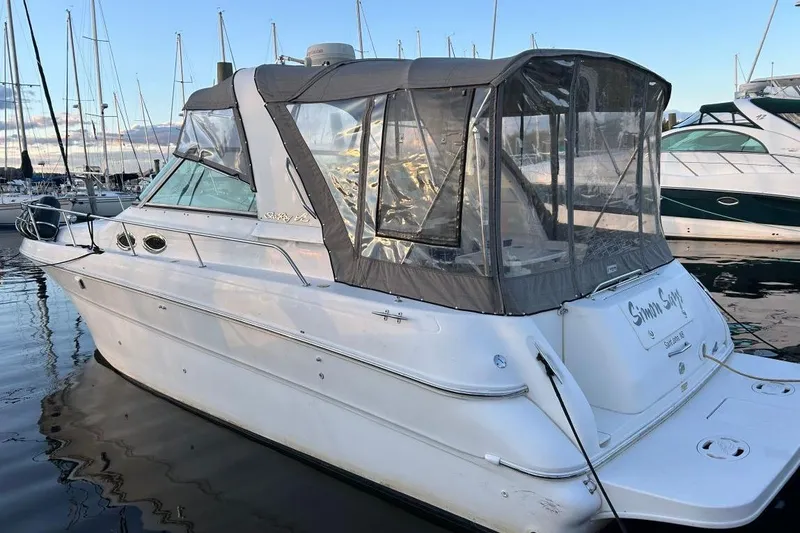 The Image of Sea Ray Sundancer 310 2000 - 0